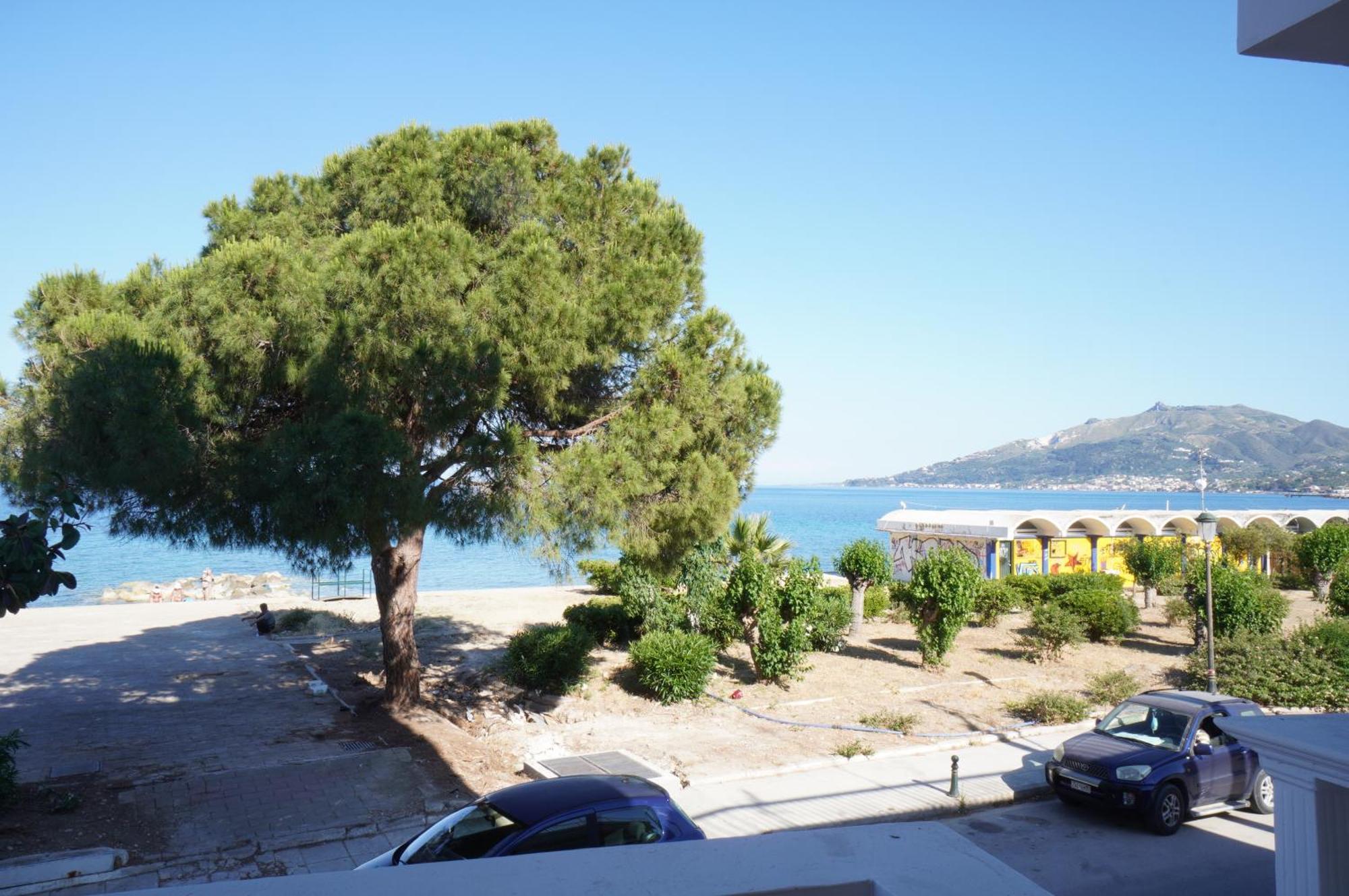 זקינטוס טאון Seafront Spirit Suites חדר תמונה