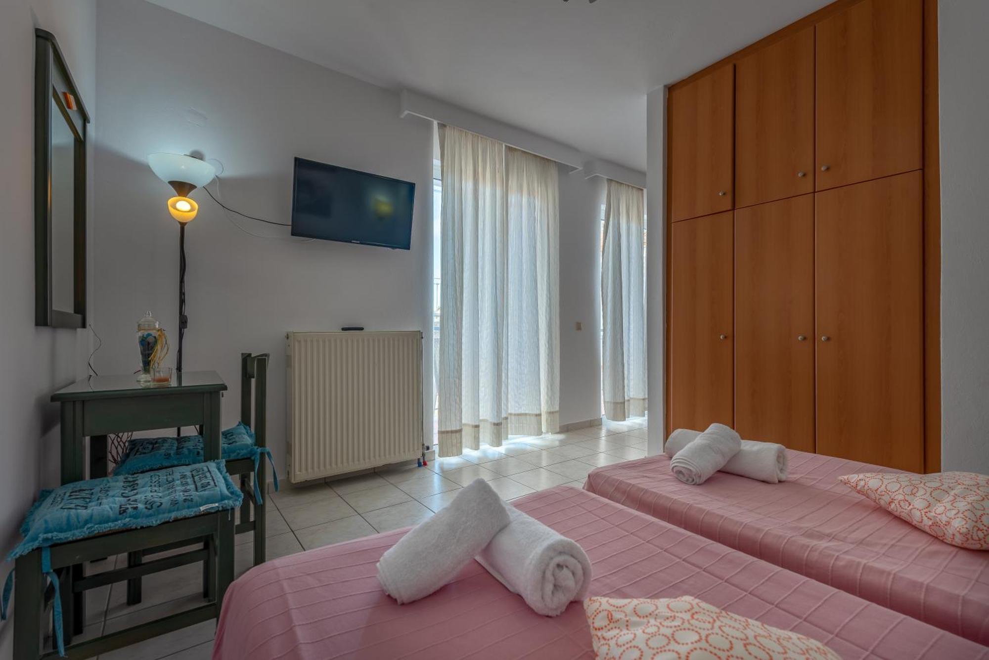 זקינטוס טאון Seafront Spirit Suites חדר תמונה
