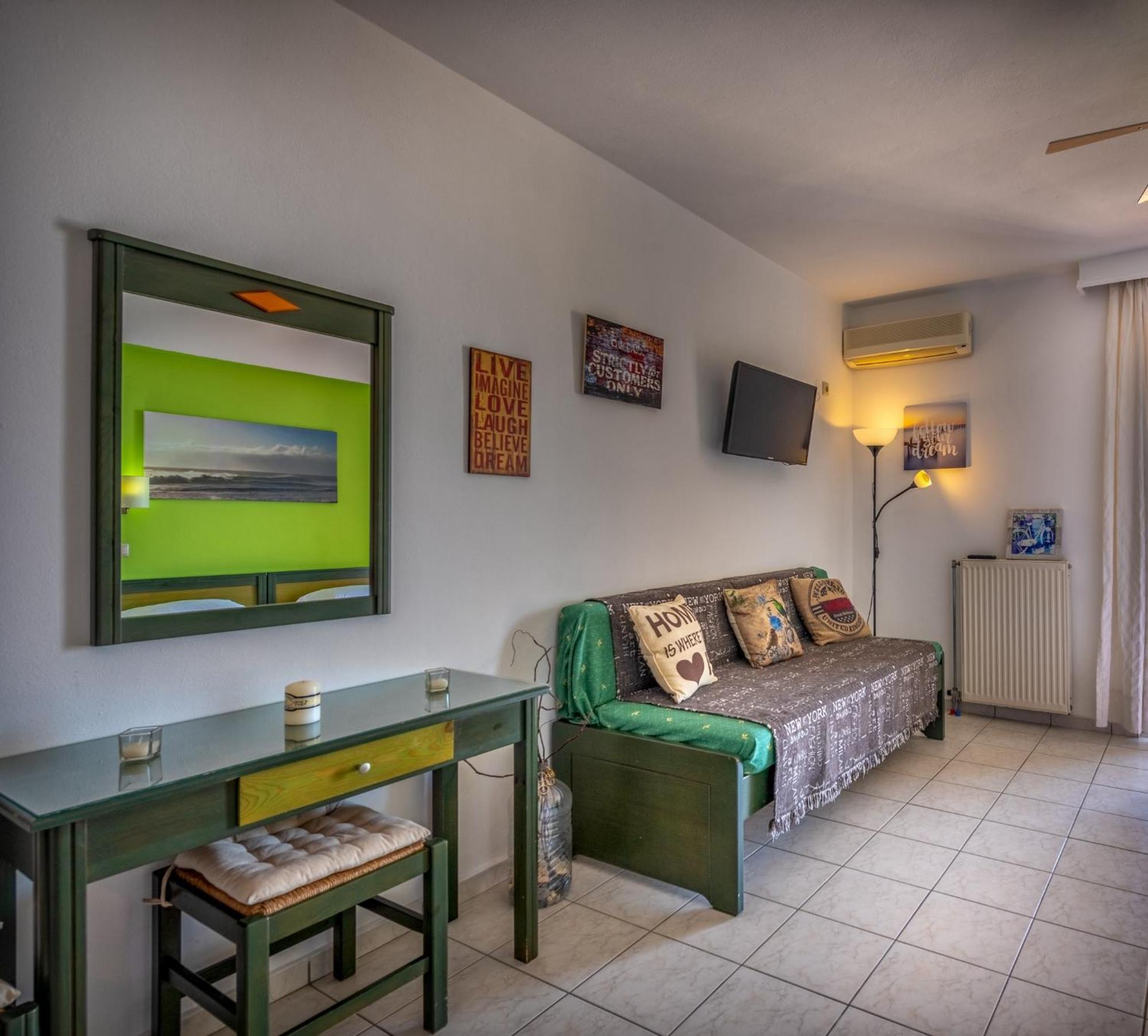 זקינטוס טאון Seafront Spirit Suites חדר תמונה