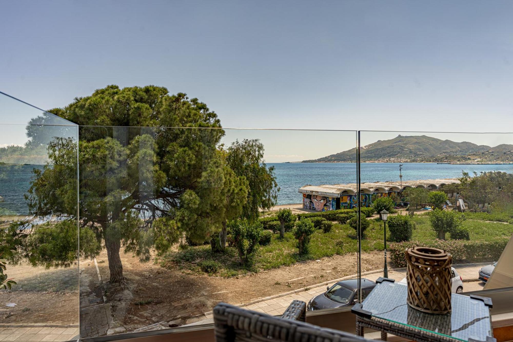 זקינטוס טאון Seafront Spirit Suites מראה חיצוני תמונה