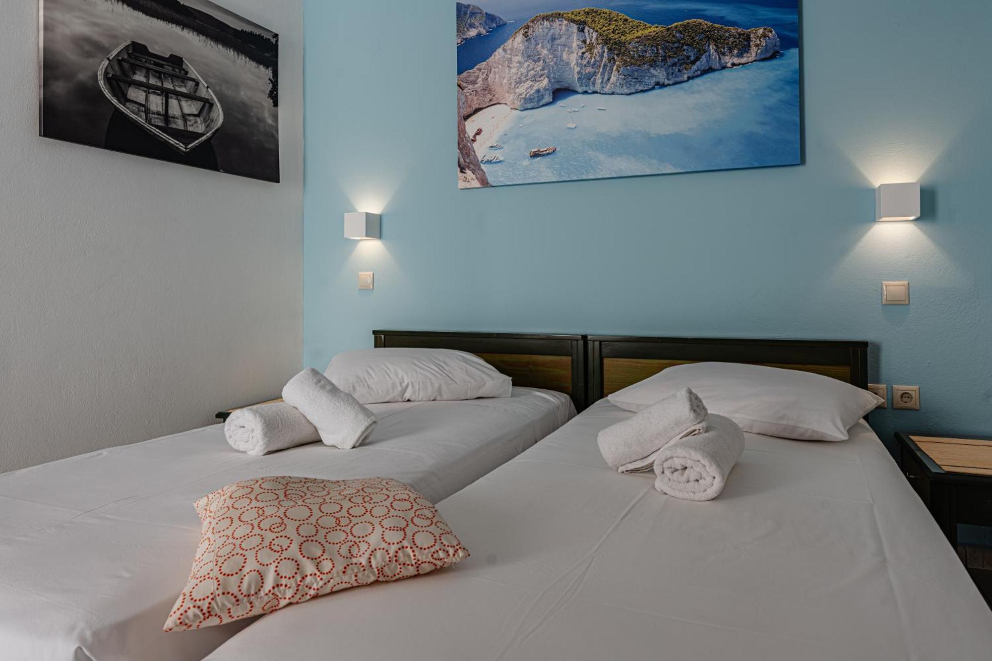 זקינטוס טאון Seafront Spirit Suites חדר תמונה
