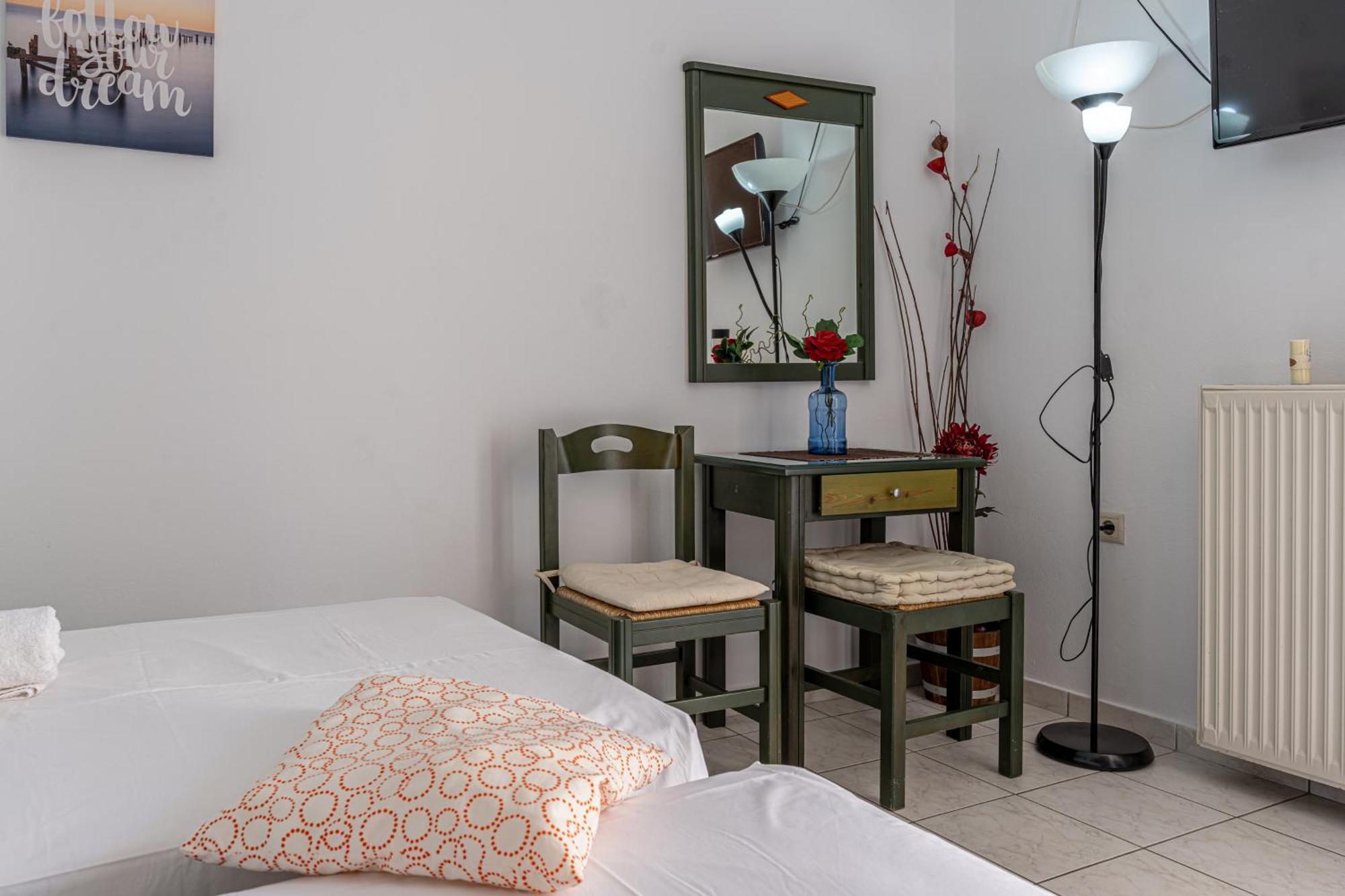 זקינטוס טאון Seafront Spirit Suites חדר תמונה